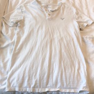 American Eagle tee shirt